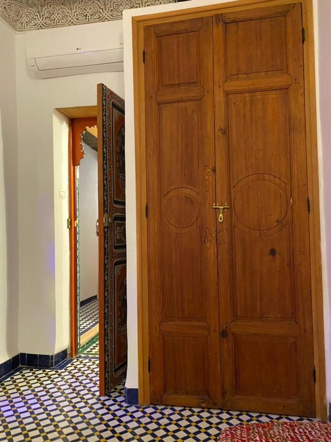 Riad Phoenix Фес Экстерьер фото